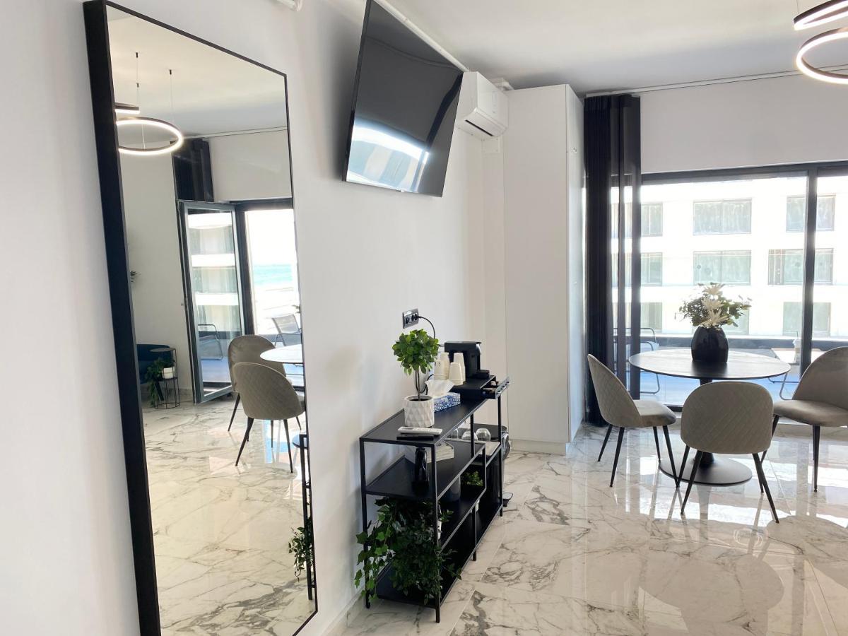 Eva Del Mar - Sea View - Mamaia Nord Apartment Luaran gambar
