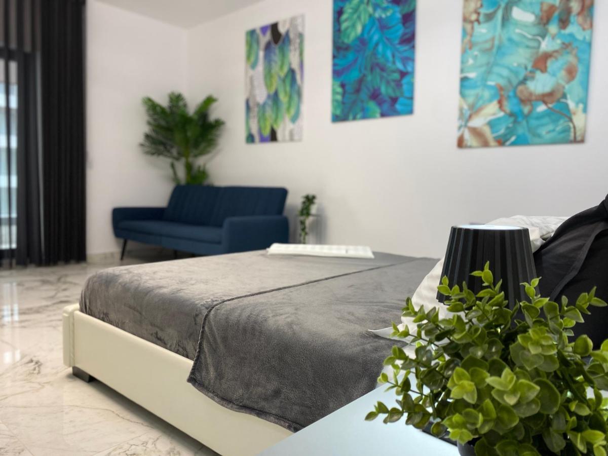 Eva Del Mar - Sea View - Mamaia Nord Apartment Luaran gambar